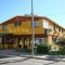 El Viajero Brava Beach Hostel & Suites